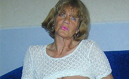 Alte Blondine